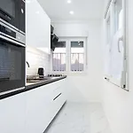 New! Luxury Dona * 스플리트
