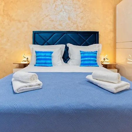 New! Luxury Dona Апартаменты